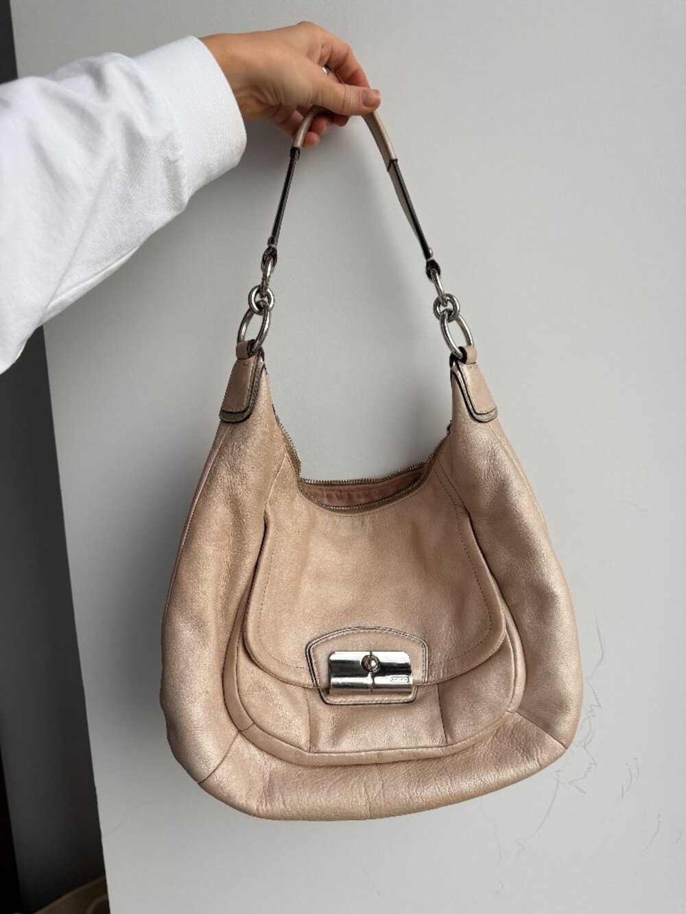 Vintage Y2K Coach champagne bag